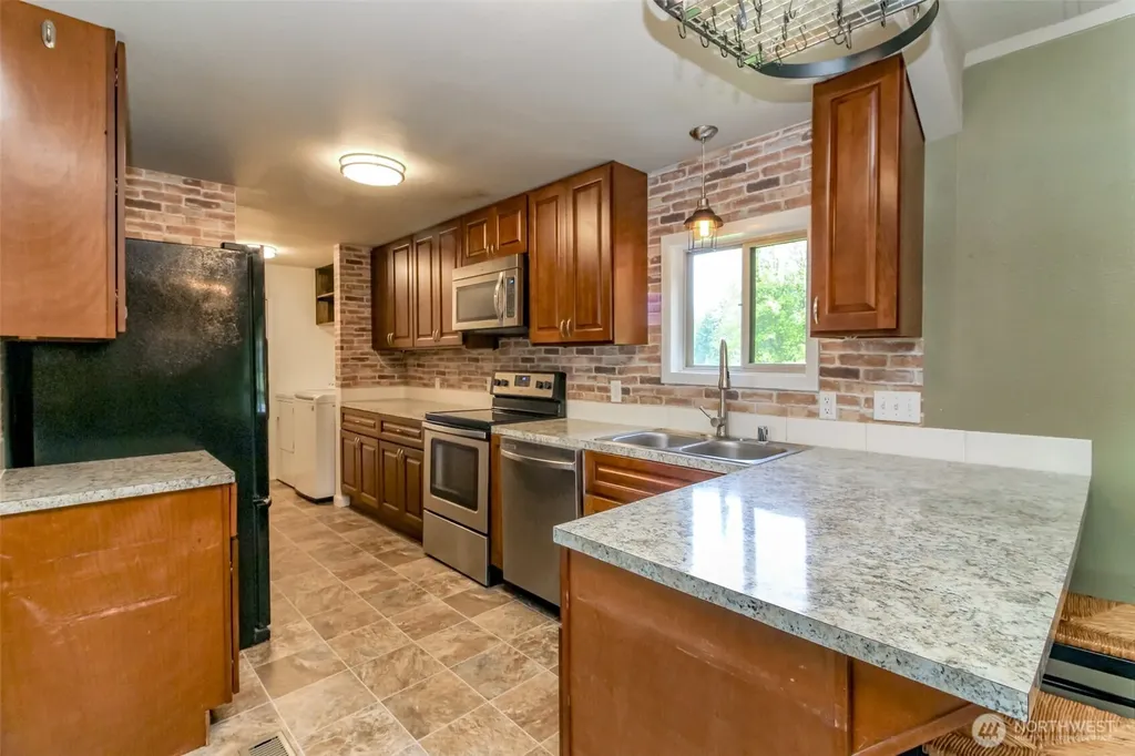 5708 315th Street Ct S Roy WA 98580