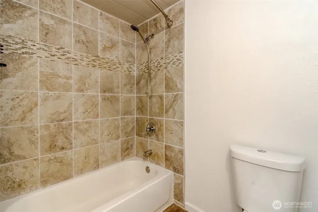 5708 315th Street Ct S Roy WA 98580