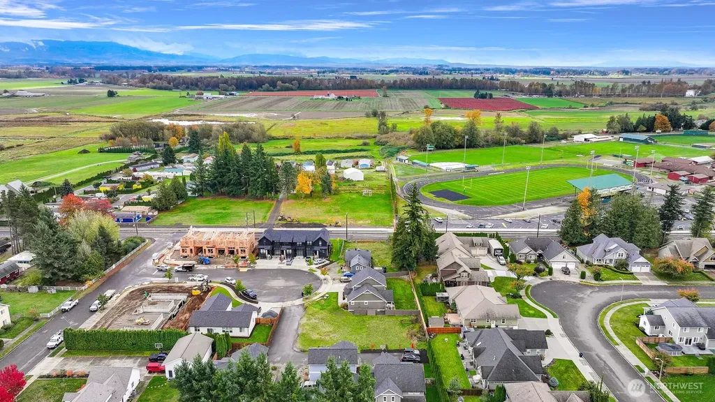 1319 Bradley Court Lynden WA 98264