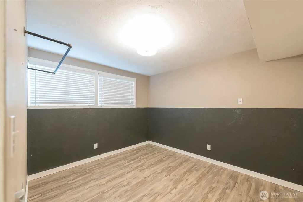 4823 66th Avenue W University Place WA 98467