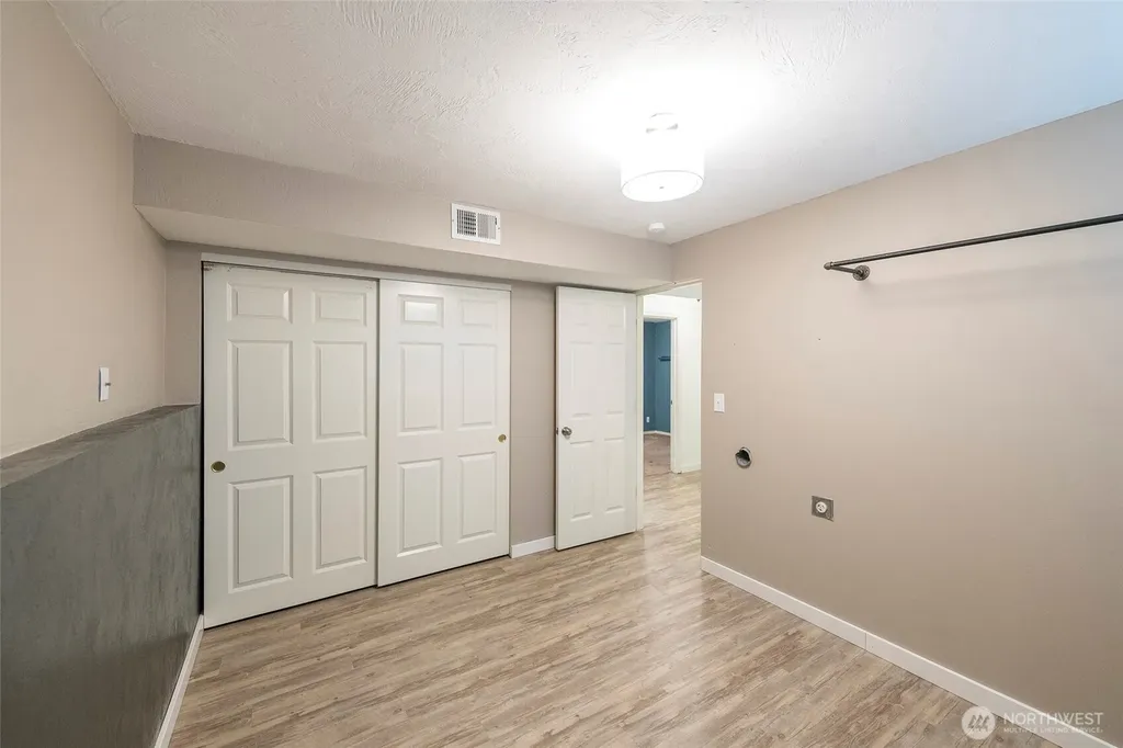 4823 66th Avenue W University Place WA 98467