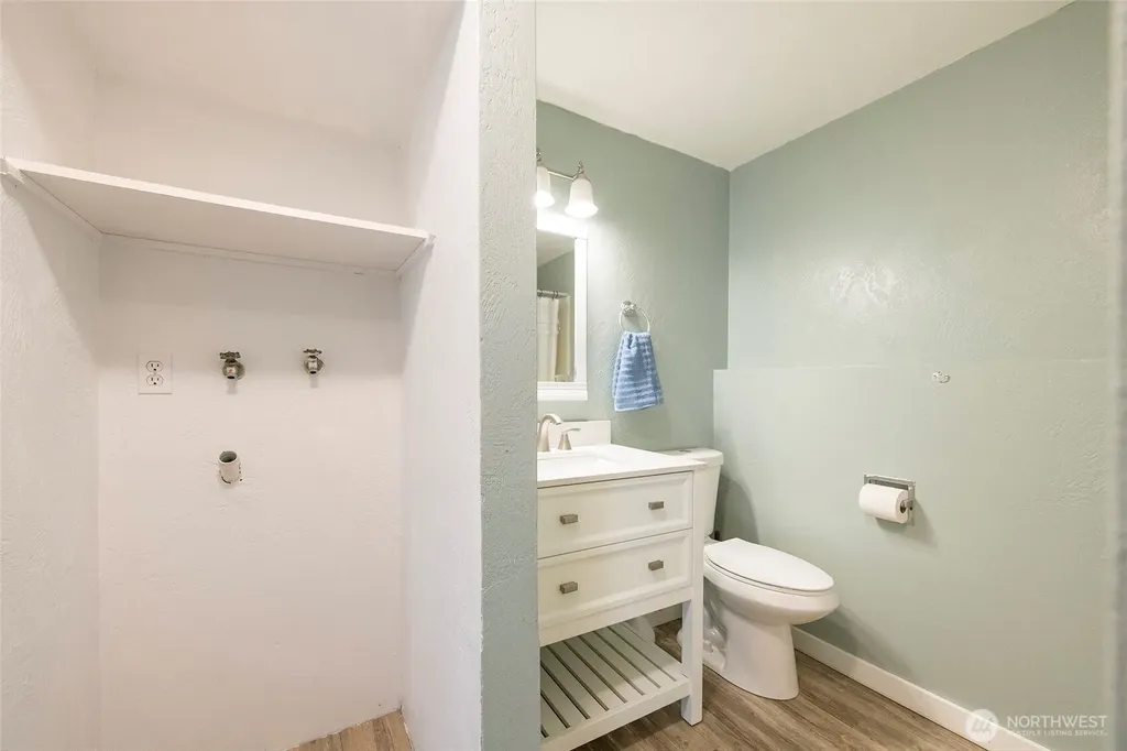 4823 66th Avenue W University Place WA 98467