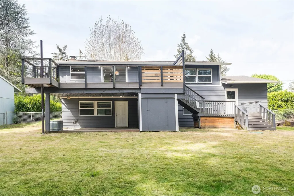 4823 66th Avenue W University Place WA 98467