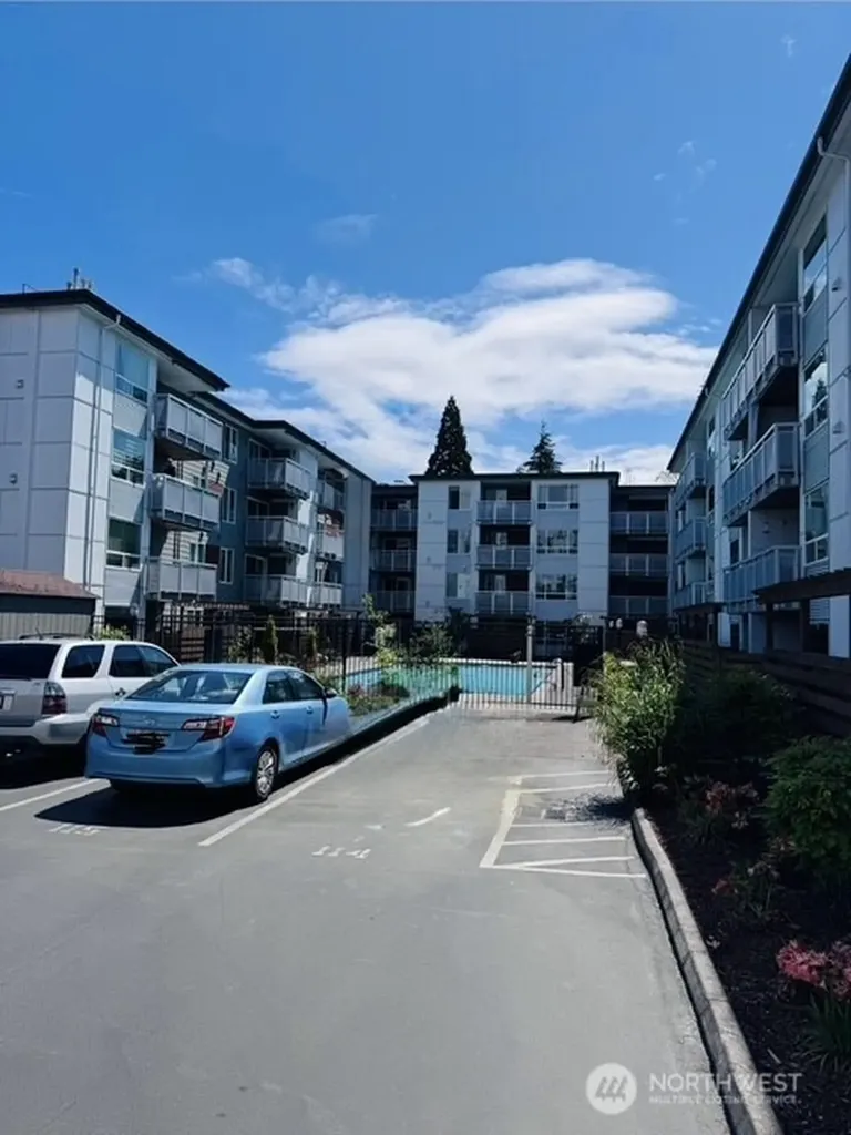 10501 8th Avenue NE Seattle WA 98125