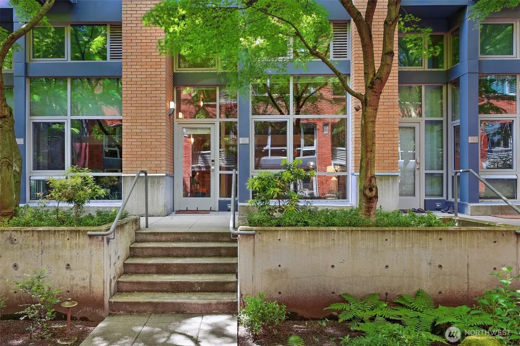 530 Broadway E Seattle WA 98102