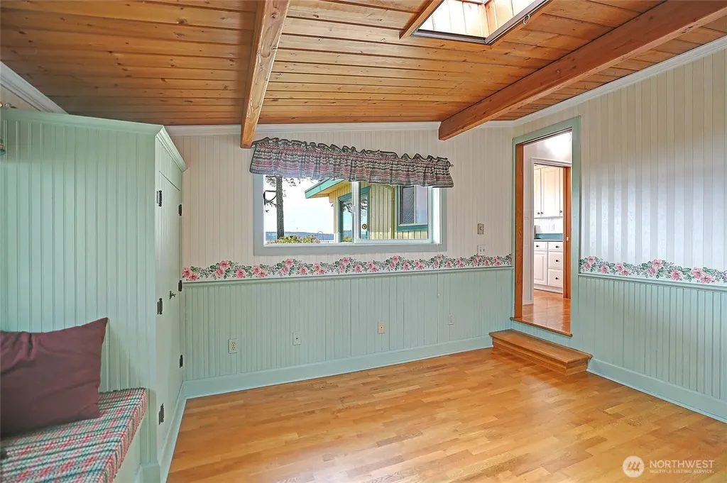 1246 SW Camano Drive Camano Island WA 98282