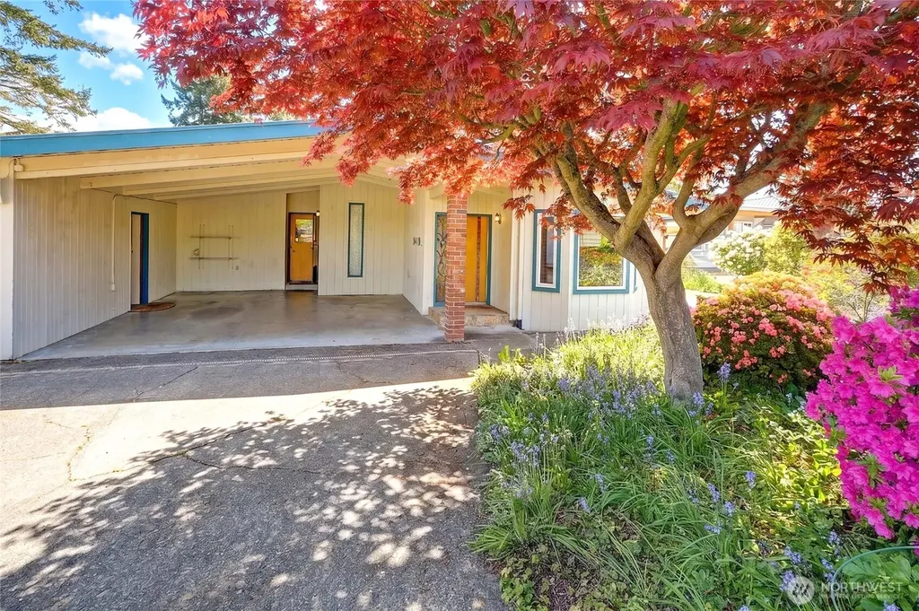 1246 SW Camano Drive Camano Island WA 98282