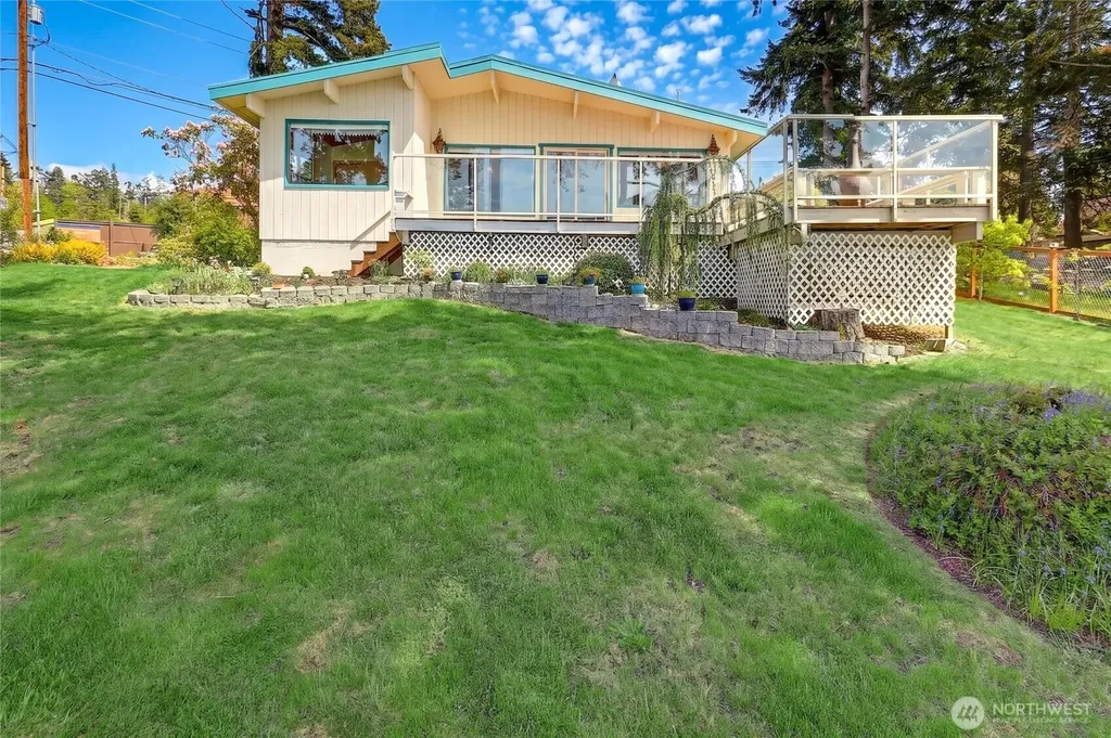 1246 SW Camano Drive Camano Island WA 98282