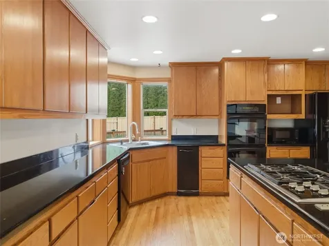 9406 29th Street Ct E Edgewood WA 98371