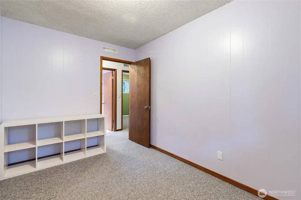 3811 Lakeway Drive Bellingham WA 98229