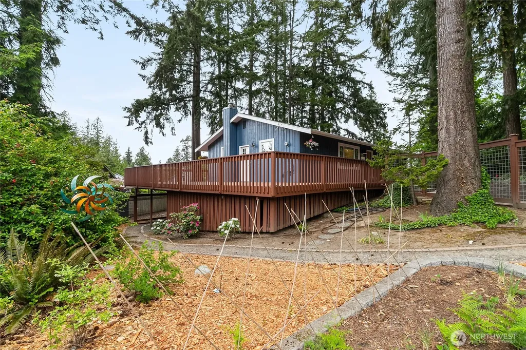 3811 Lakeway Drive Bellingham WA 98229