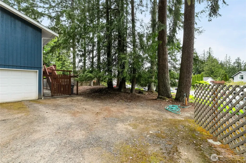3811 Lakeway Drive Bellingham WA 98229