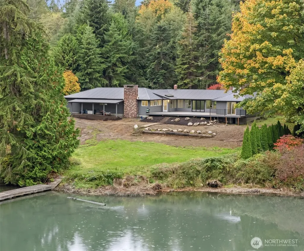 27582 State Highway 104 NE Kingston WA 98346
