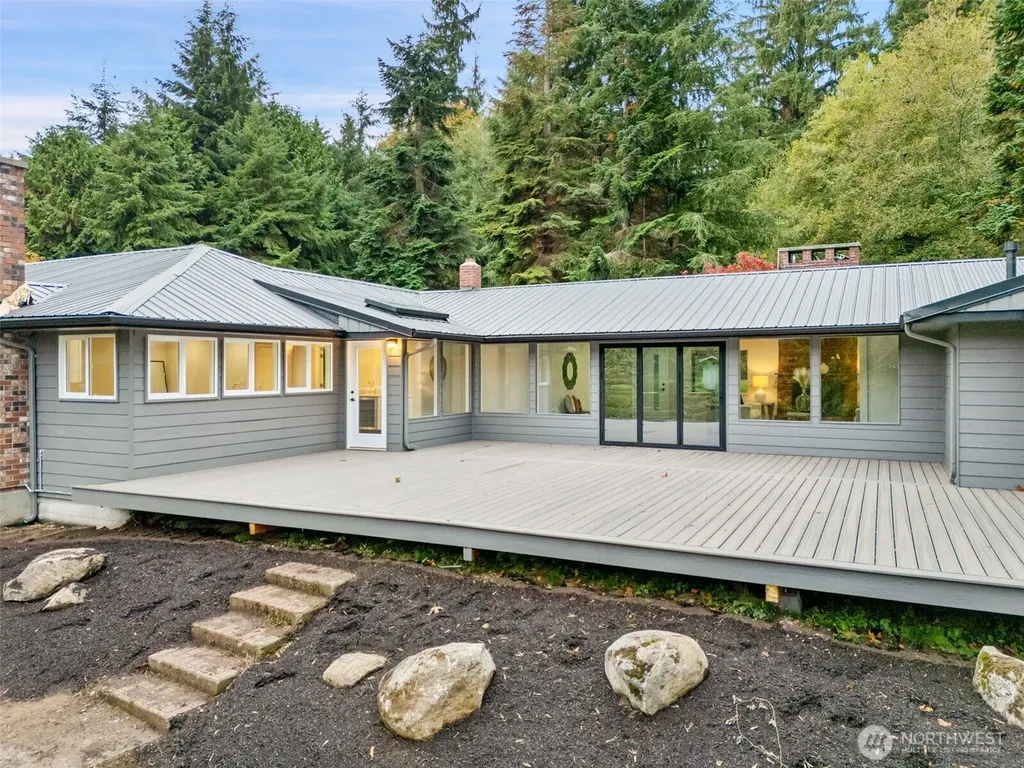 27582 State Highway 104 NE Kingston WA 98346