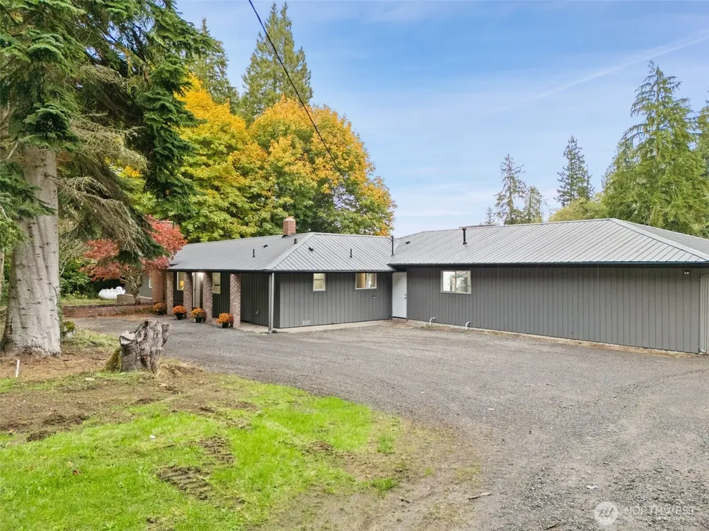 27582 State Highway 104 NE Kingston WA 98346