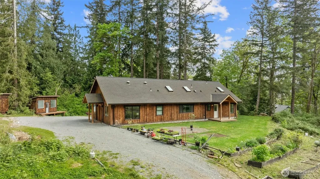 1815 Sunday Lake Road Stanwood WA 98292
