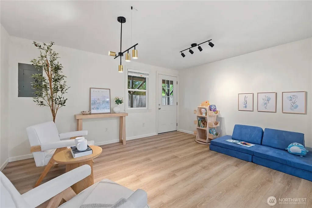 16701 SE 23rd Place Bellevue WA 98008