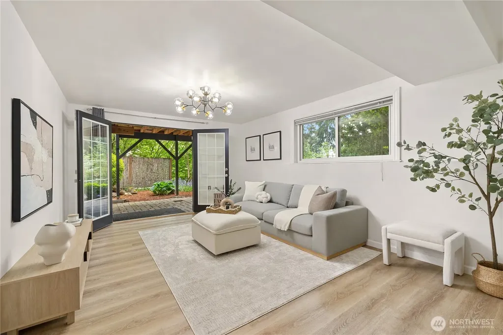 16701 SE 23rd Place Bellevue WA 98008
