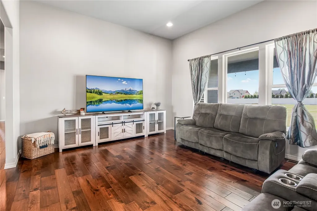 10223 Road 5.8 NE Moses Lake WA 98837