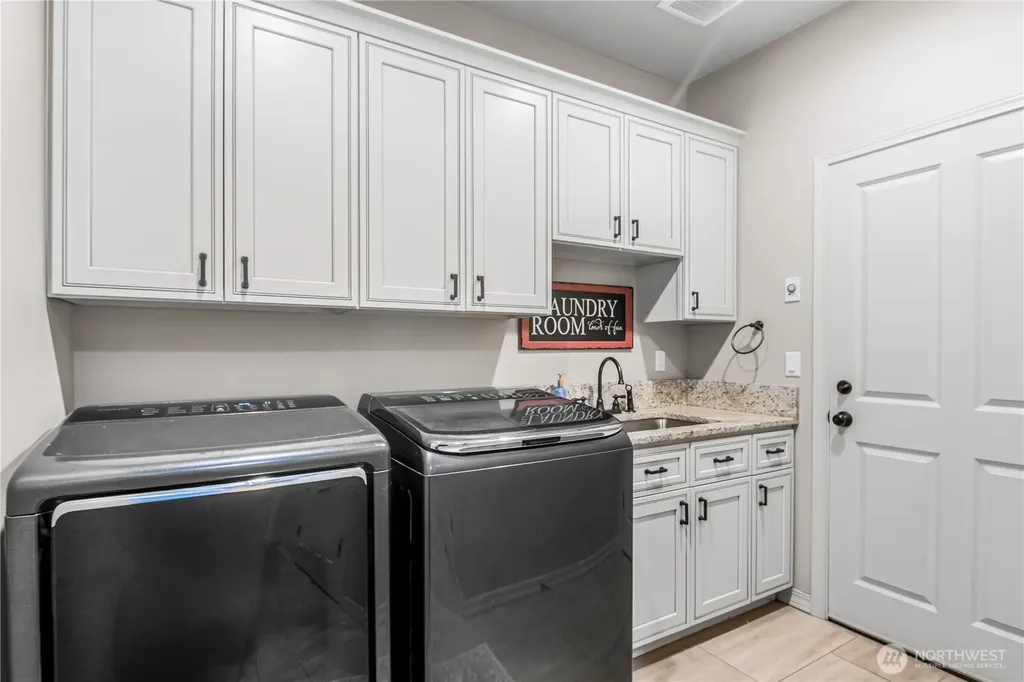 10223 Road 5.8 NE Moses Lake WA 98837