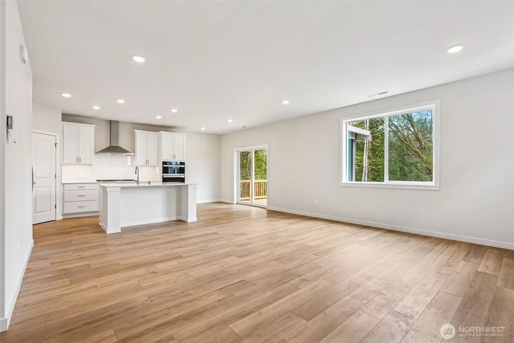 2043 NE Norseman Way Poulsbo WA 98370