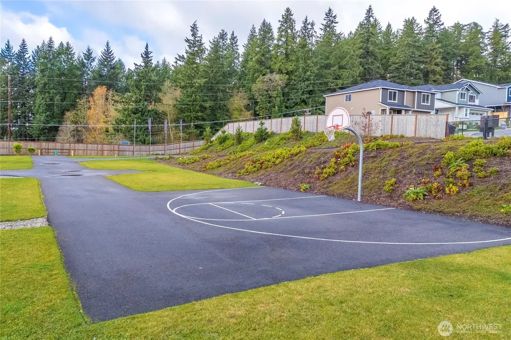 2043 NE Norseman Way Poulsbo WA 98370
