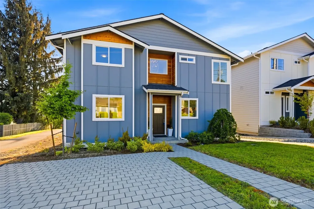 3058 44th Avenue NE Tacoma WA 98422