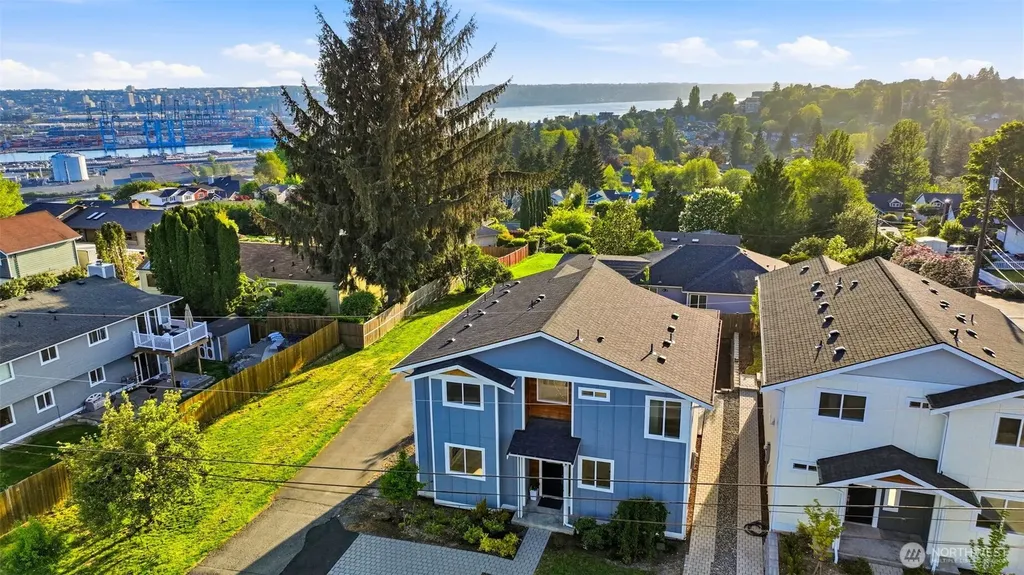 3058 44th Avenue NE Tacoma WA 98422