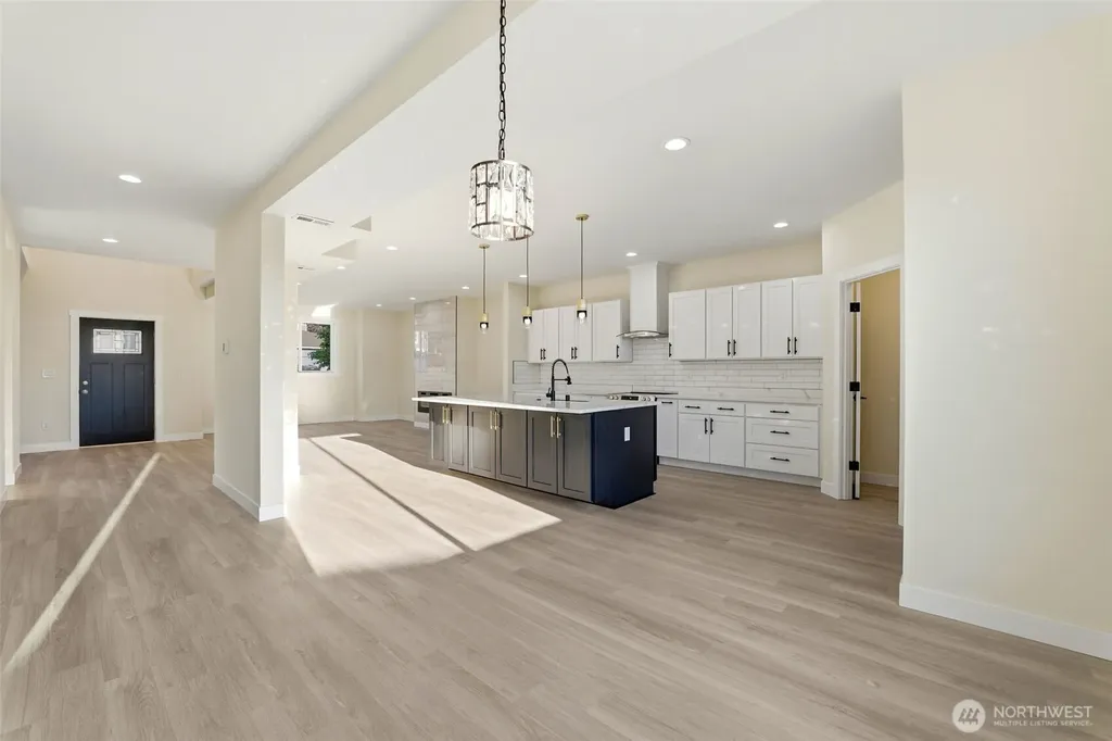 3058 44th Avenue NE Tacoma WA 98422