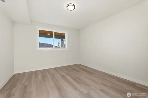 3058 44th Avenue NE Tacoma WA 98422