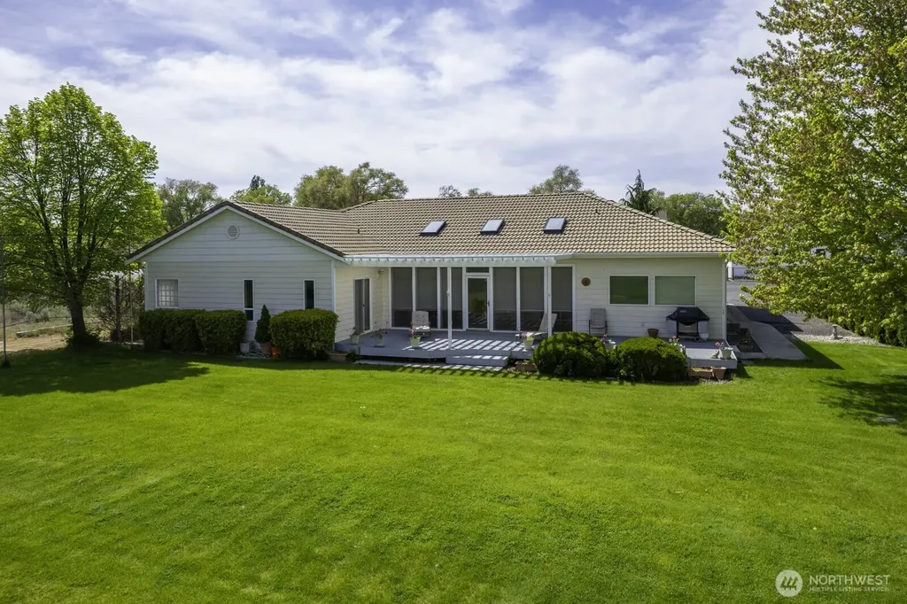 19185 St. Andrews Drive NW Soap Lake WA 98851