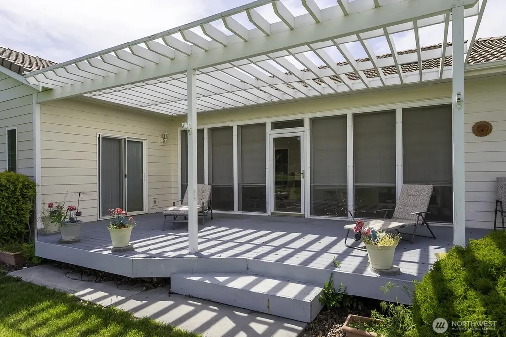 19185 St. Andrews Drive NW Soap Lake WA 98851