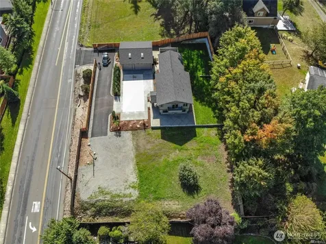 2502 9th Street SW Puyallup WA 98373