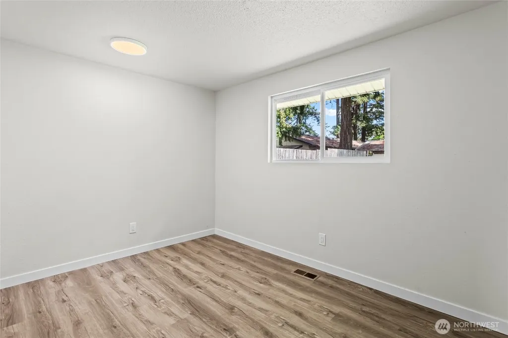 17407 E 11th Avenue Spanaway WA 98387
