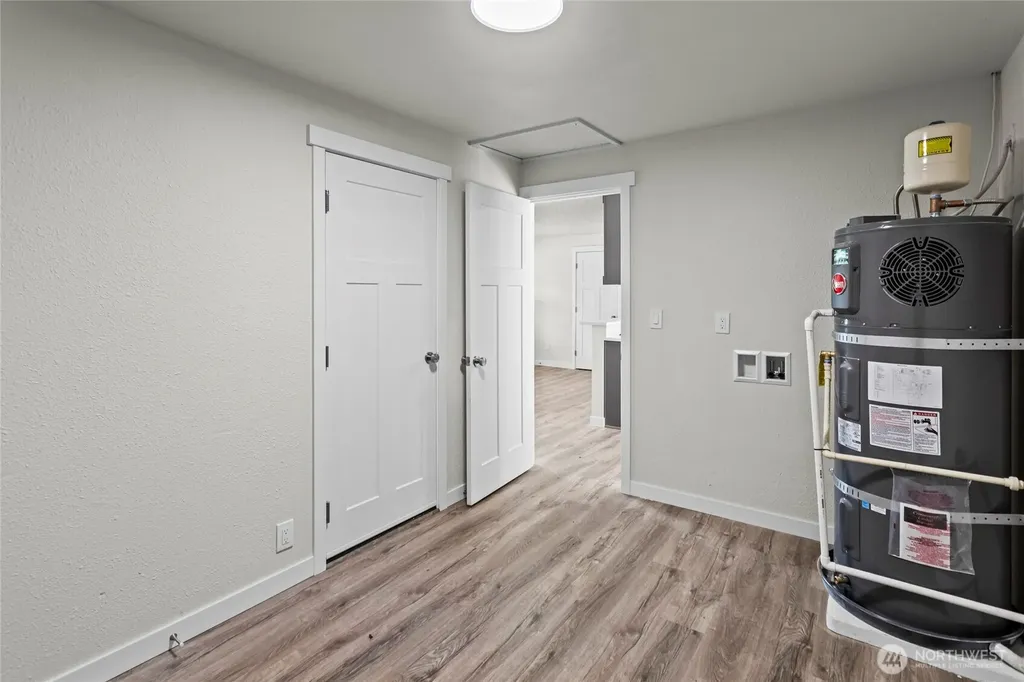 17407 E 11th Avenue Spanaway WA 98387