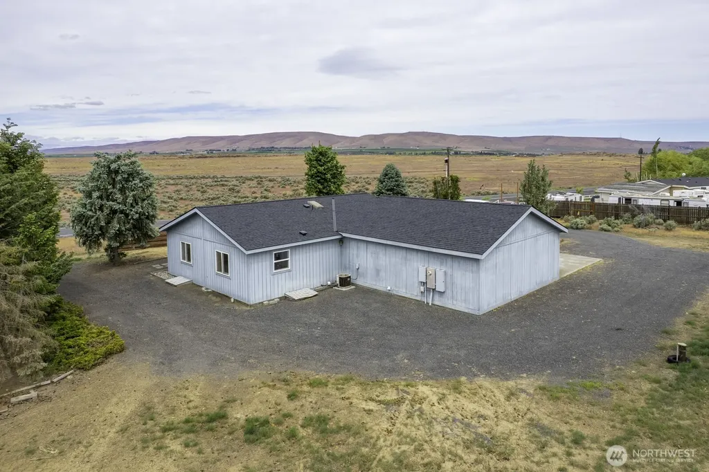 11397 Dodson Road NW Ephrata WA 98823