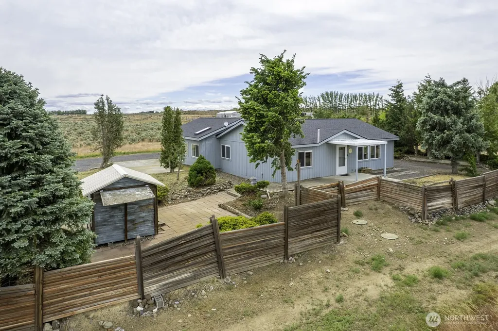 11397 Dodson Road NW Ephrata WA 98823