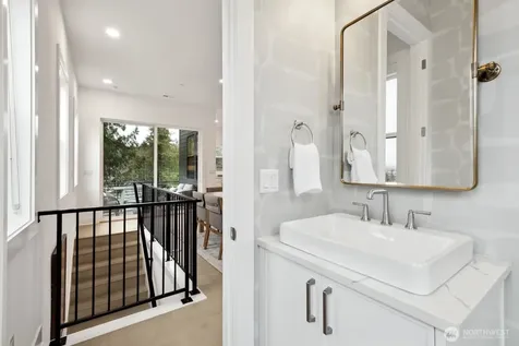 18923 99th Place NE Bothell WA 98011