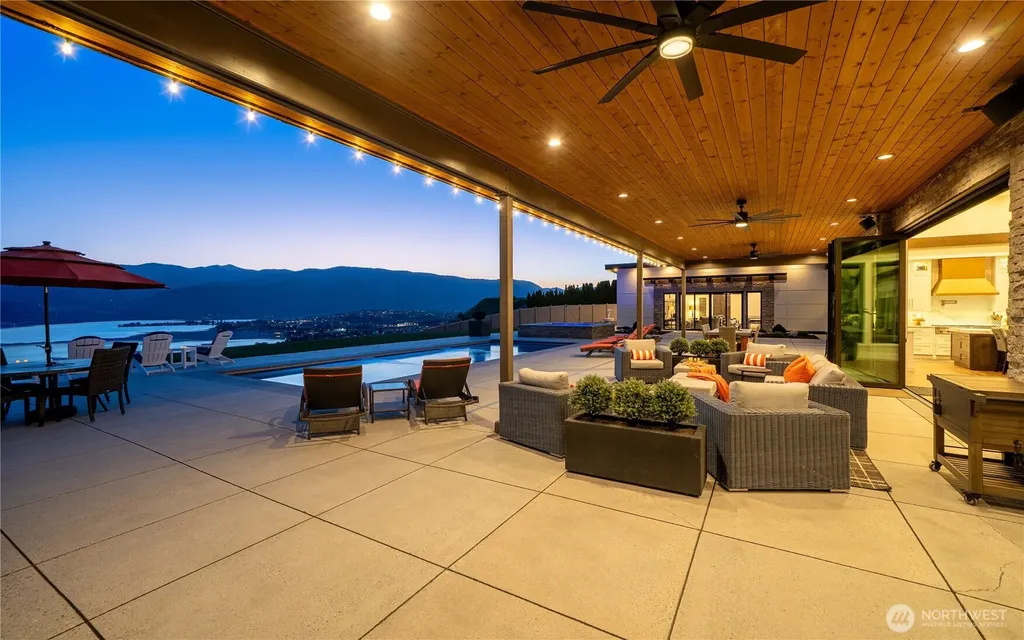 149 Reserve Lane Manson WA 98831