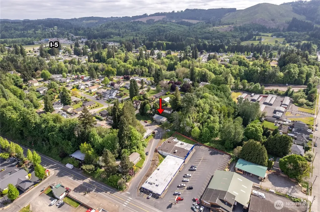 208 NE Kirby Castle Rock WA 98611