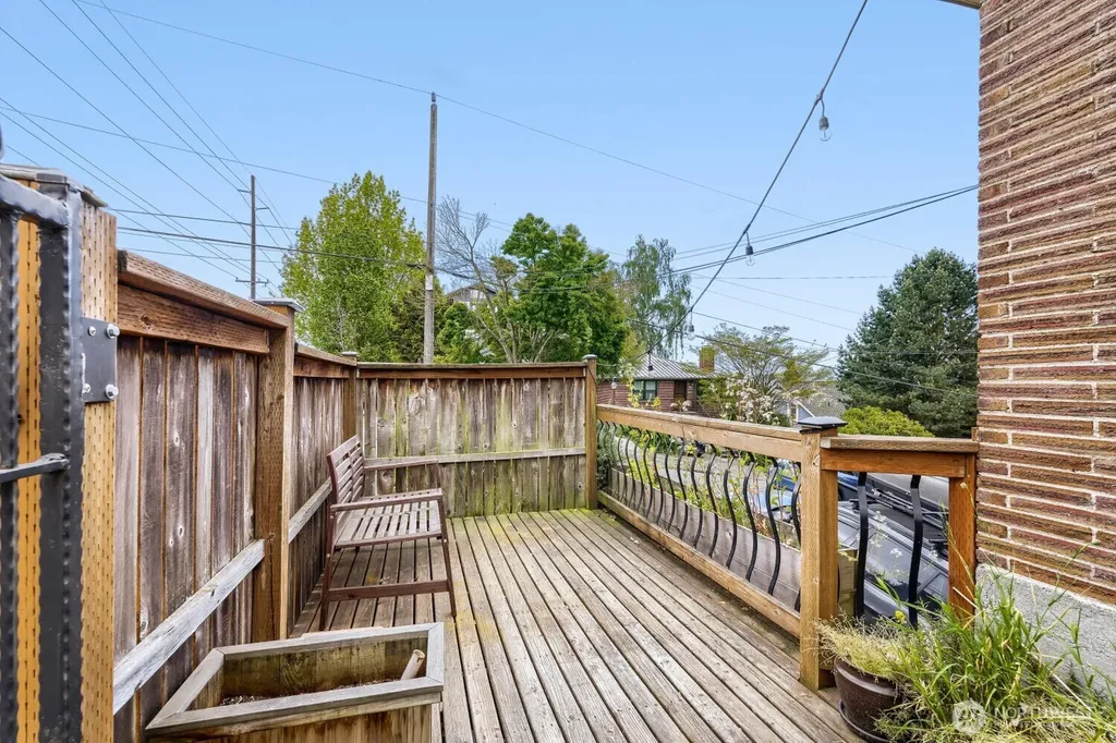 4903 3rd Avenue NW Seattle WA 98107