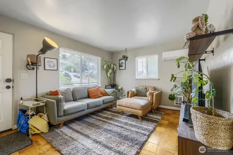 4903 3rd Avenue NW Seattle WA 98107