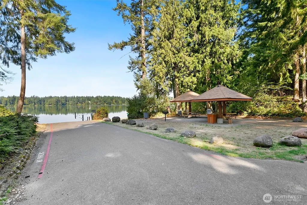 22341 Glenview Court SE Yelm WA 98597