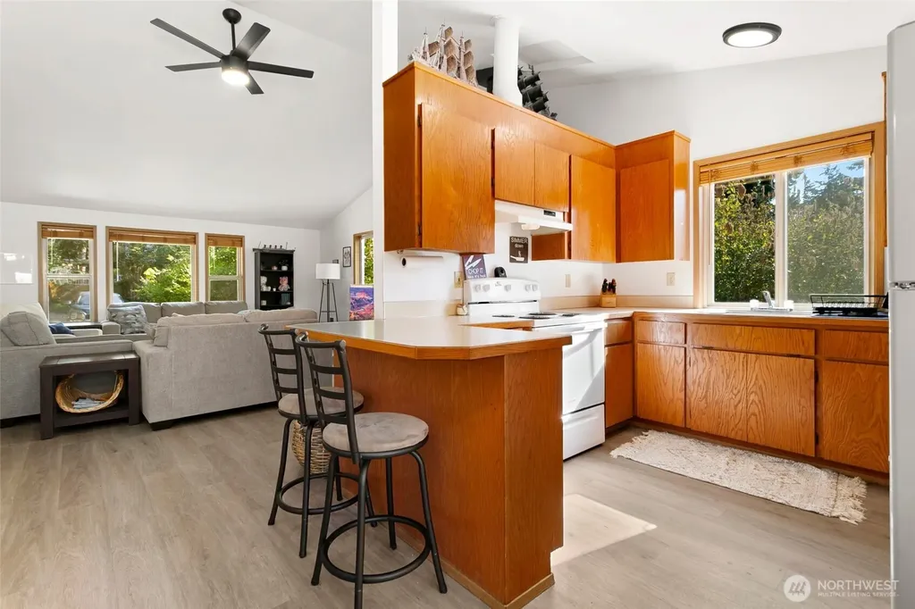 22341 Glenview Court SE Yelm WA 98597