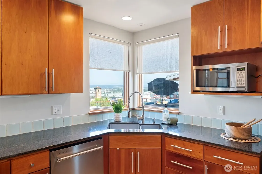 609 Fawcett Avenue Tacoma WA 98402