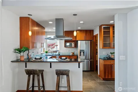 609 Fawcett Avenue Tacoma WA 98402