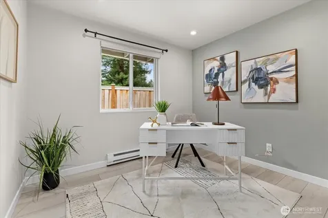 9904 167th Avenue NE Redmond WA 98052