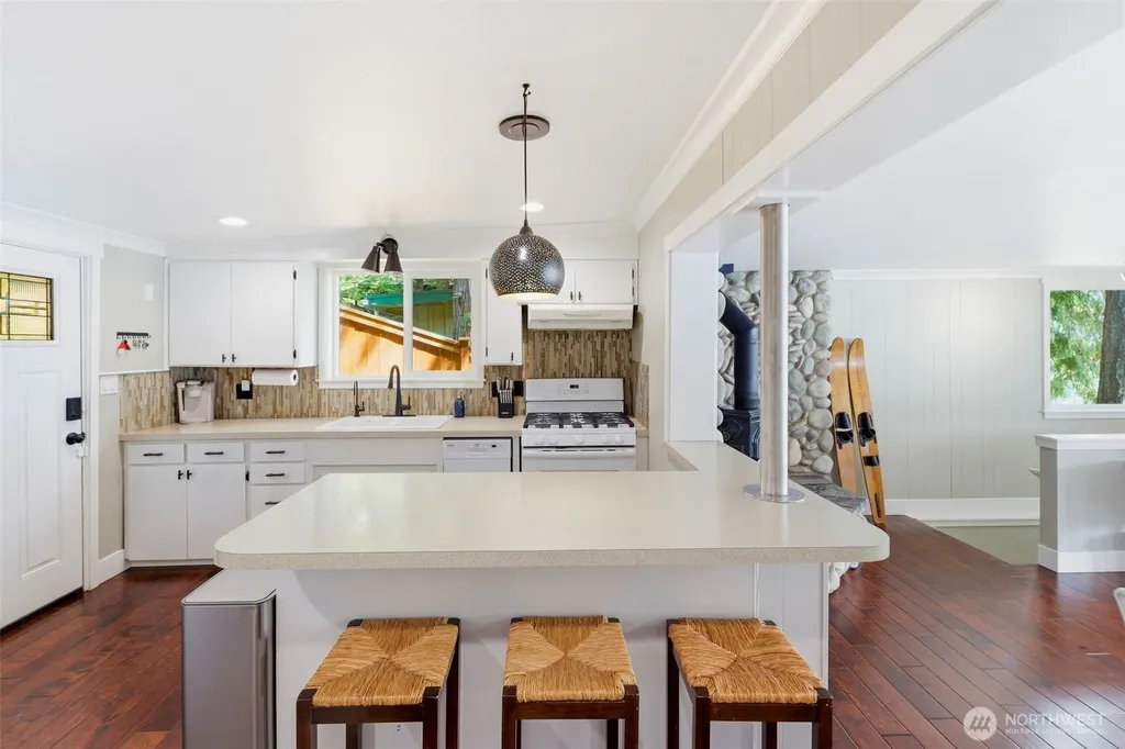 2227 Summit Lake Shore Road NW Olympia WA 98502