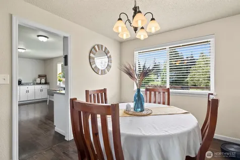 11410 94th Avenue E Puyallup WA 98373