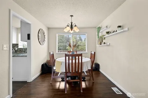11410 94th Avenue E Puyallup WA 98373